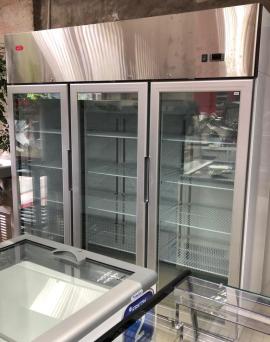 EXHIBIDOR VERTICAL JAMECO 3 PTAS DE VIDRIO